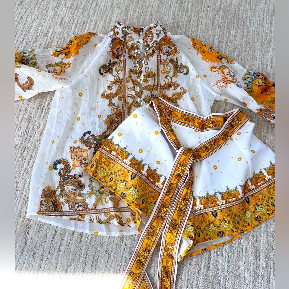 Gorgeous set. Long sleeve and shorts